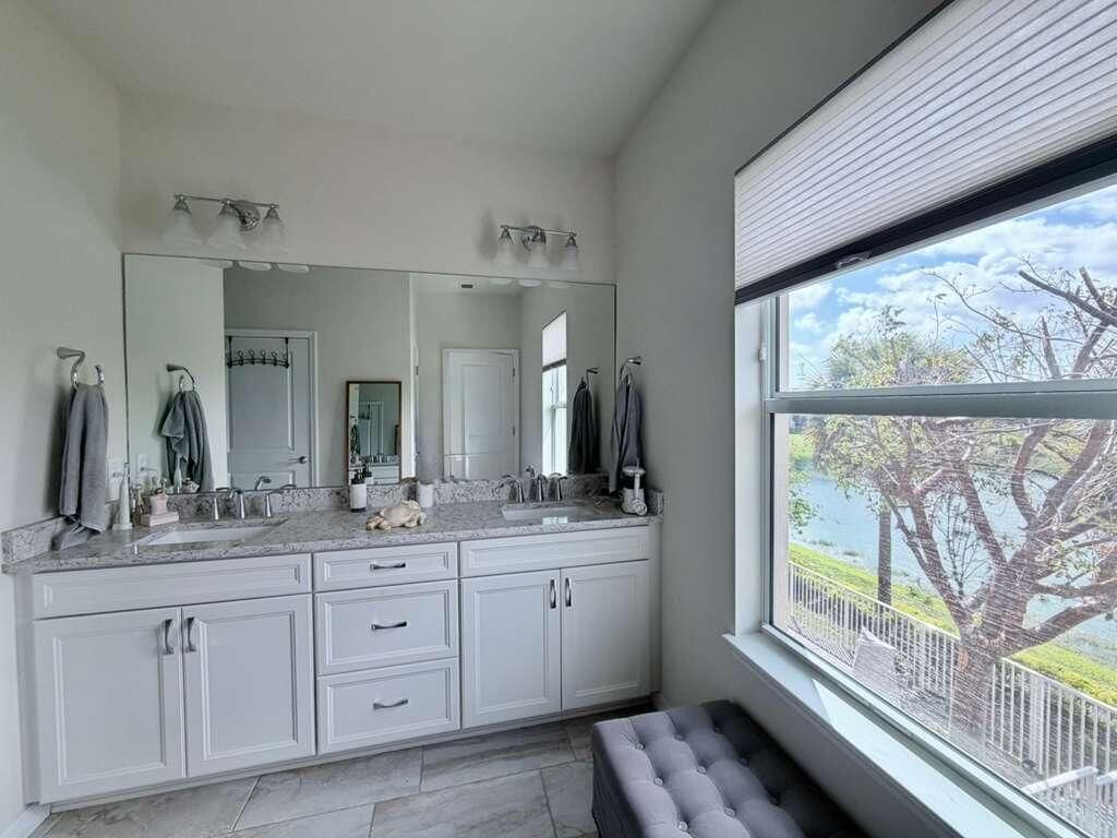 4924 Greenway Drive, Hollywood, FL 33021 Photo