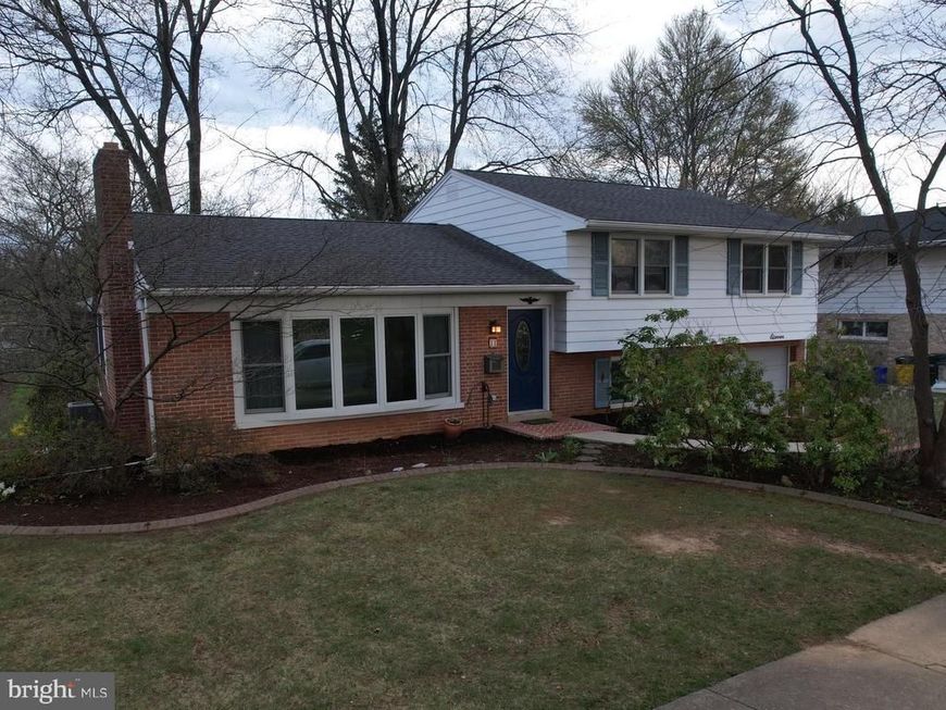 11 W Shore Drive, Camp Hill, PA 17011 Main Photo