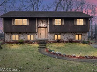 3642 Ashview Street , West Bloomfield Twp, MI 48324