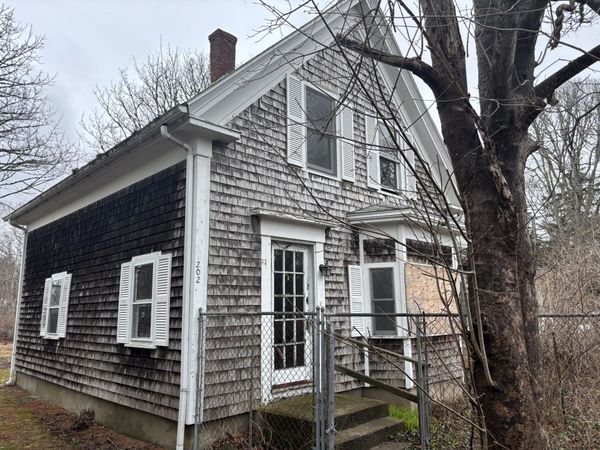 202 Route 28 , West Harwich, MA 02671