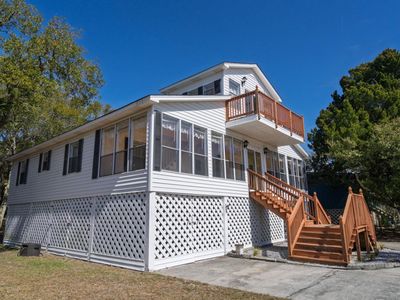 2305 Myrtle Street, Edisto Island, SC 29438