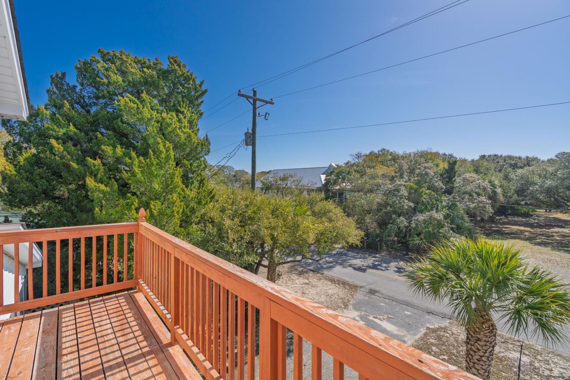 2305 Myrtle Street Photo 10