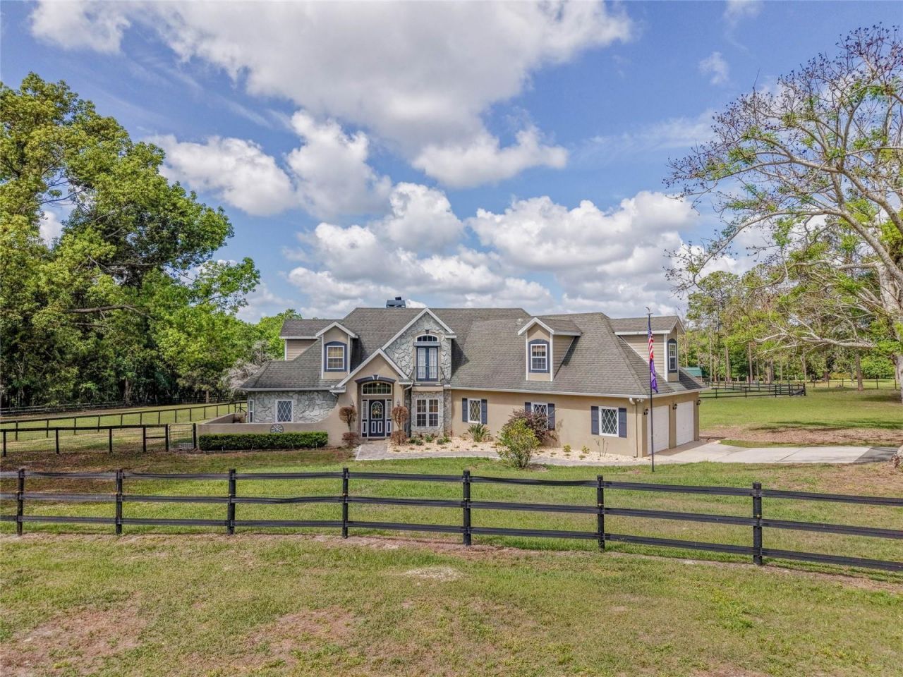 32640 Blueberry Hill Way, Dade City, FL 33523 Photo