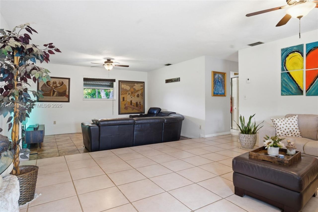 28500 SW 161st Ave, Homestead, FL 33033 Photo