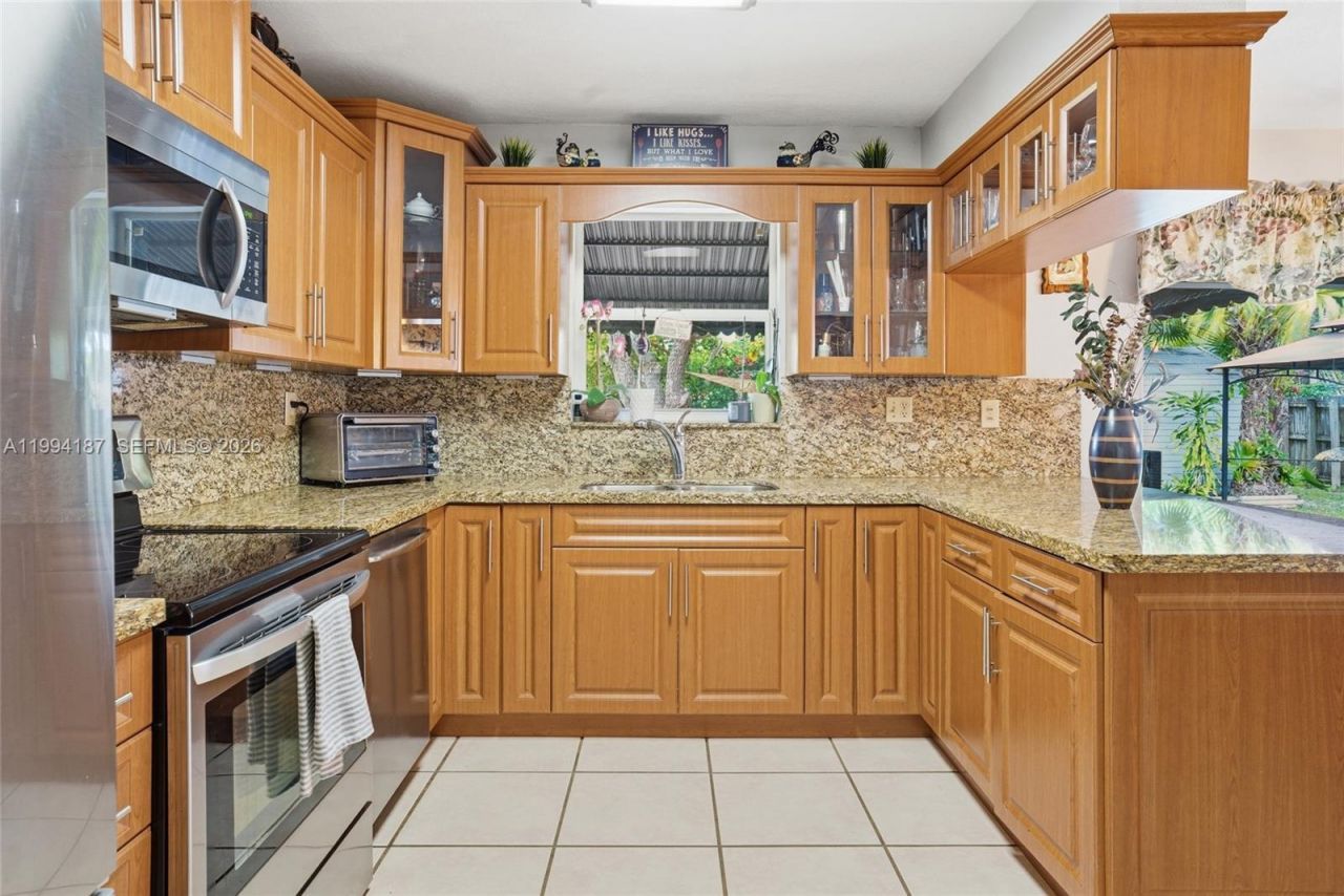 28500 SW 161st Ave, Homestead, FL 33033 Photo
