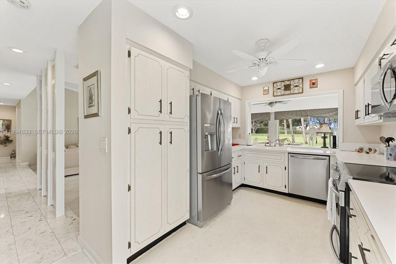 5669 Pinecrest Cir , Boca Raton, FL 33433 Photo