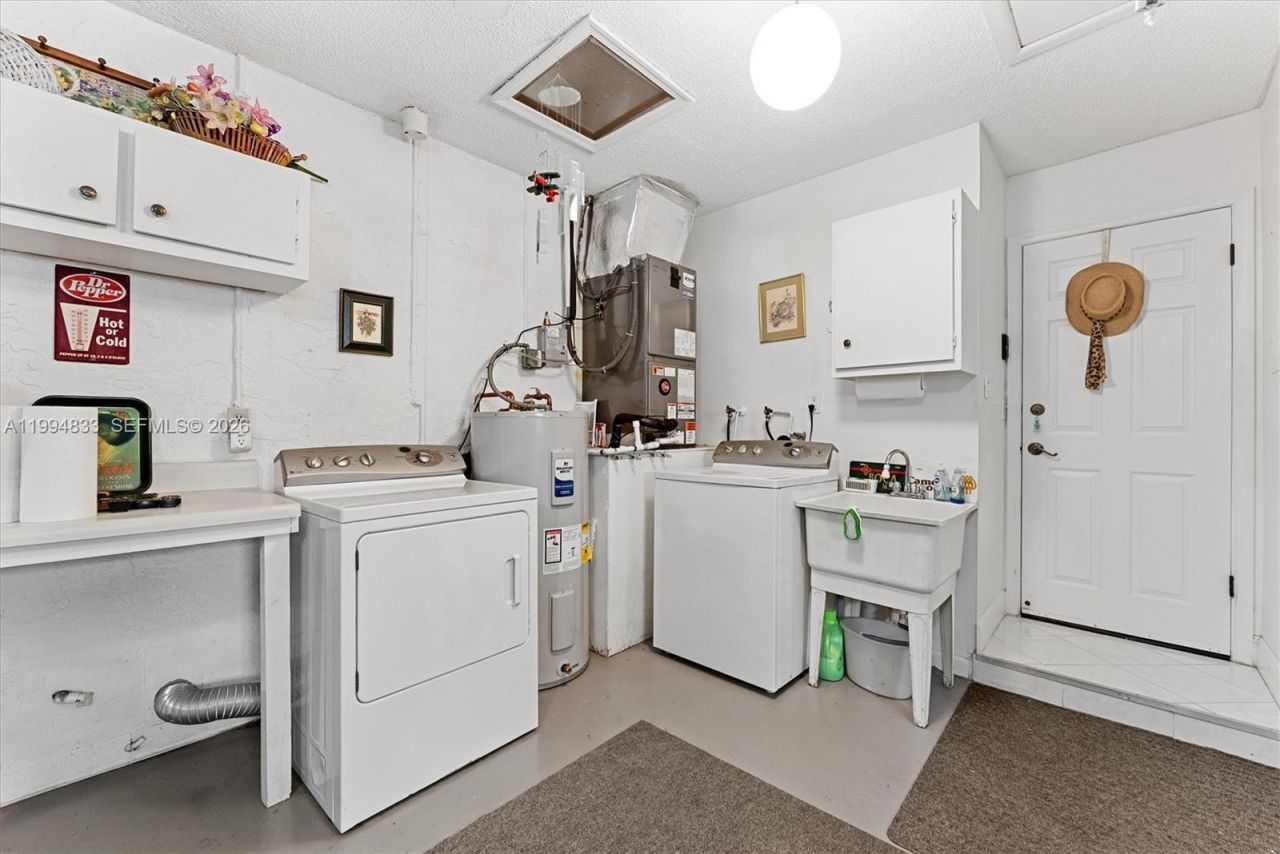 5669 Pinecrest Cir , Boca Raton, FL 33433 Photo