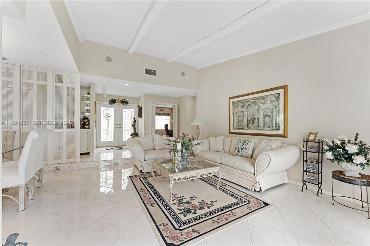 5669 Pinecrest Cir , Boca Raton, FL 33433 Photo