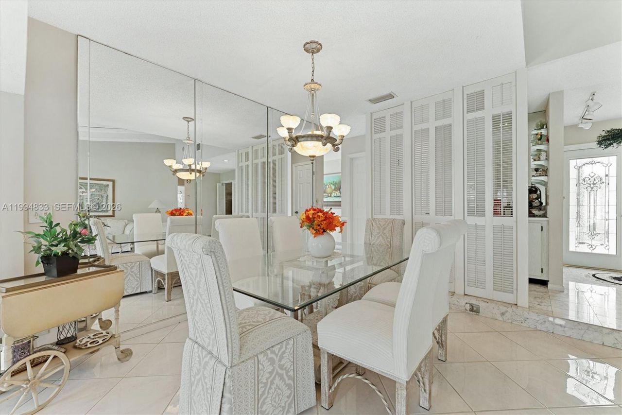 5669 Pinecrest Cir , Boca Raton, FL 33433 Photo