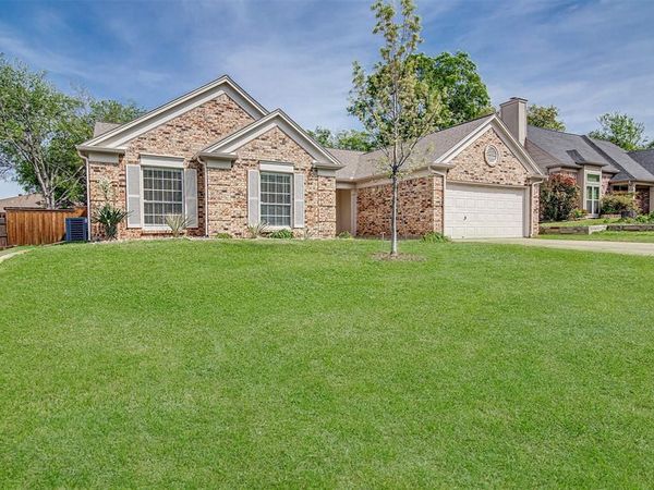 6713 Inwood Drive, North Richland Hills, TX 76182
