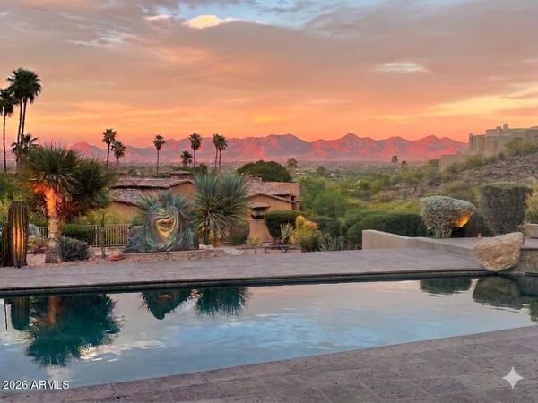 8219 N CHARLES Drive, Paradise Valley, AZ 85253