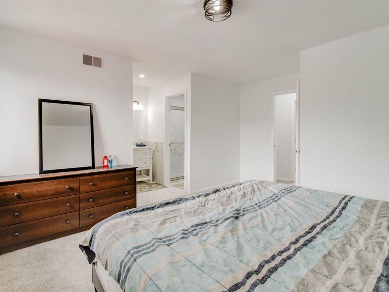 6425 Harbinger Lane, Dayton, OH 45449 Photo 10