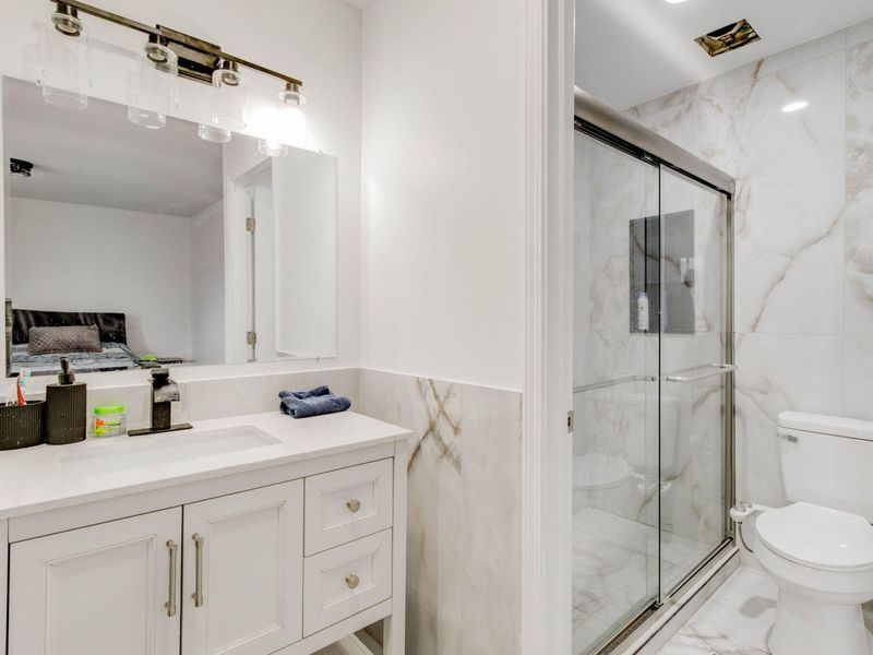 6425 Harbinger Lane, Dayton, OH 45449 Photo 11