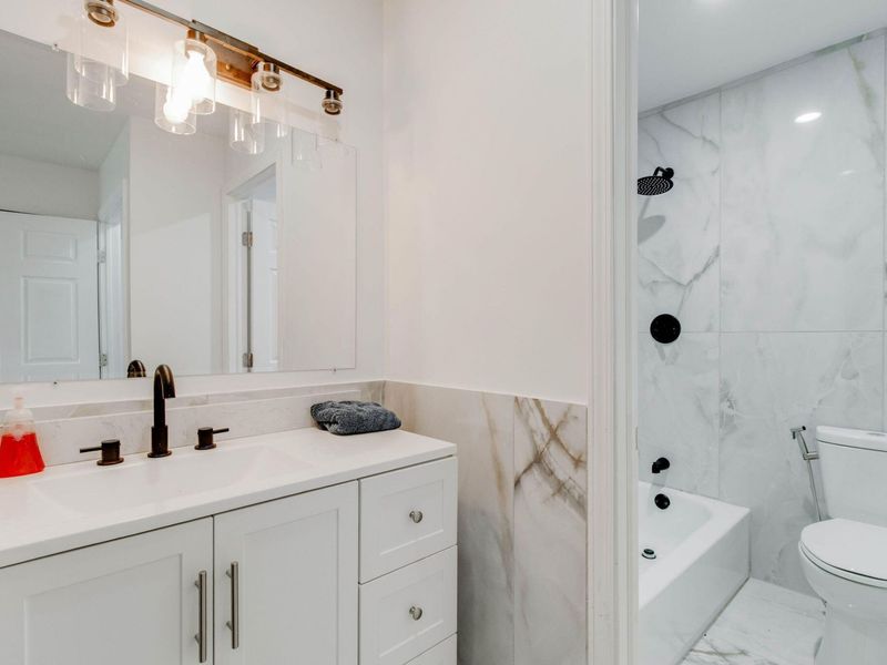 6425 Harbinger Lane, Dayton, OH 45449 Photo 14