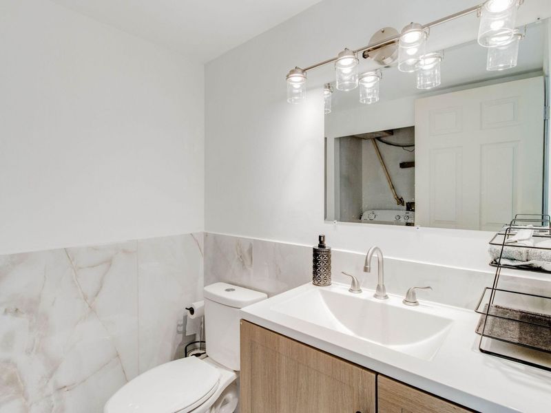 6425 Harbinger Lane, Dayton, OH 45449 Photo 8