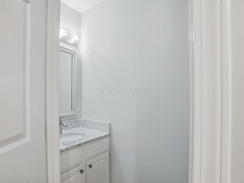 6001 Canyon Creek Drive, Unit 303, Dublin, OH 43016 Photo 19