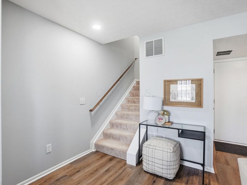 6001 Canyon Creek Drive, Unit 303, Dublin, OH 43016 Photo 6