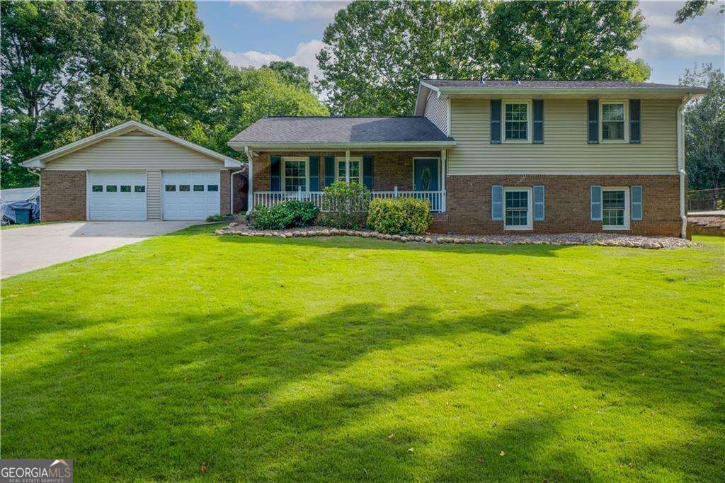 11165 Crosshaven Drive, Roswell, GA 30075 Main Photo