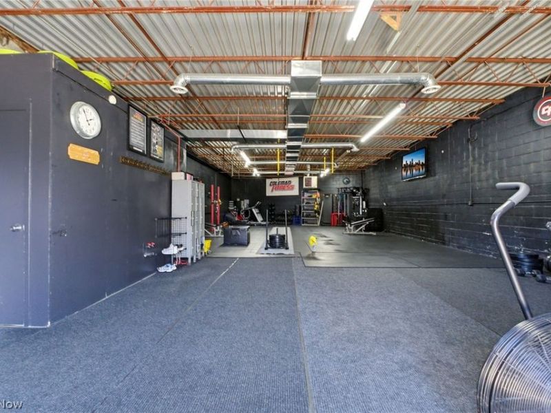 26700 Renaissance Parkway, Warrensville Heights, OH 44128 Photo 12