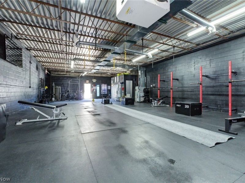 26700 Renaissance Parkway, Warrensville Heights, OH 44128 Photo 13