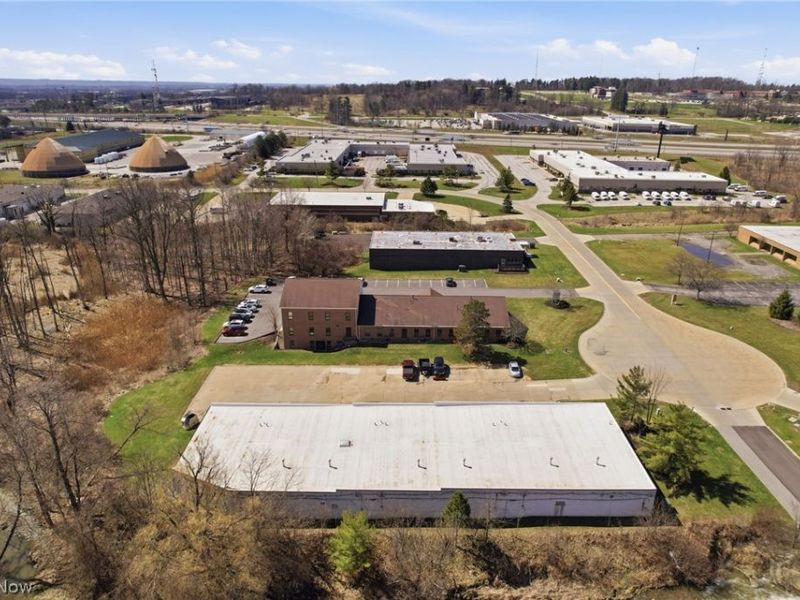 26700 Renaissance Parkway, Warrensville Heights, OH 44128 Photo 16