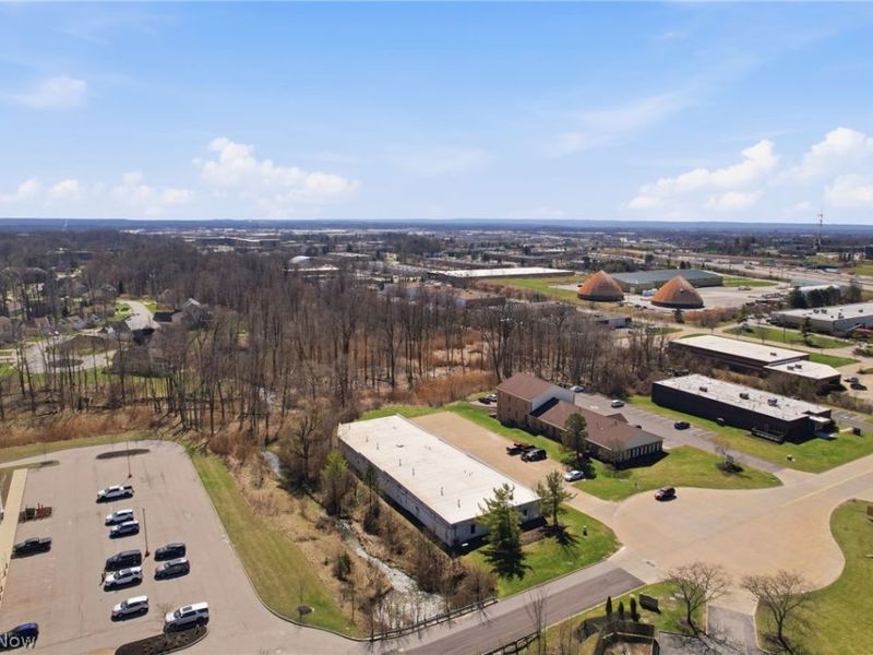 26700 Renaissance Parkway, Warrensville Heights, OH 44128 Photo 18