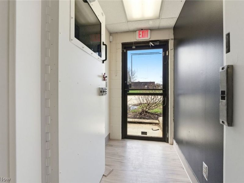 26700 Renaissance Parkway, Warrensville Heights, OH 44128 Photo 20