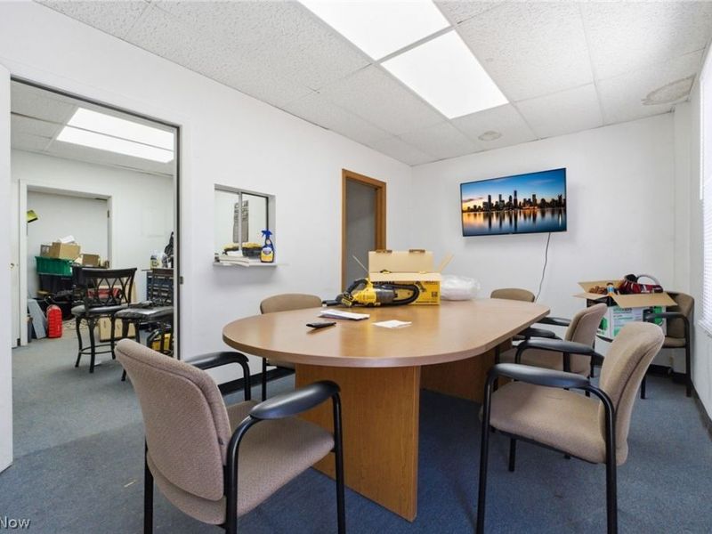 26700 Renaissance Parkway, Warrensville Heights, OH 44128 Photo 6