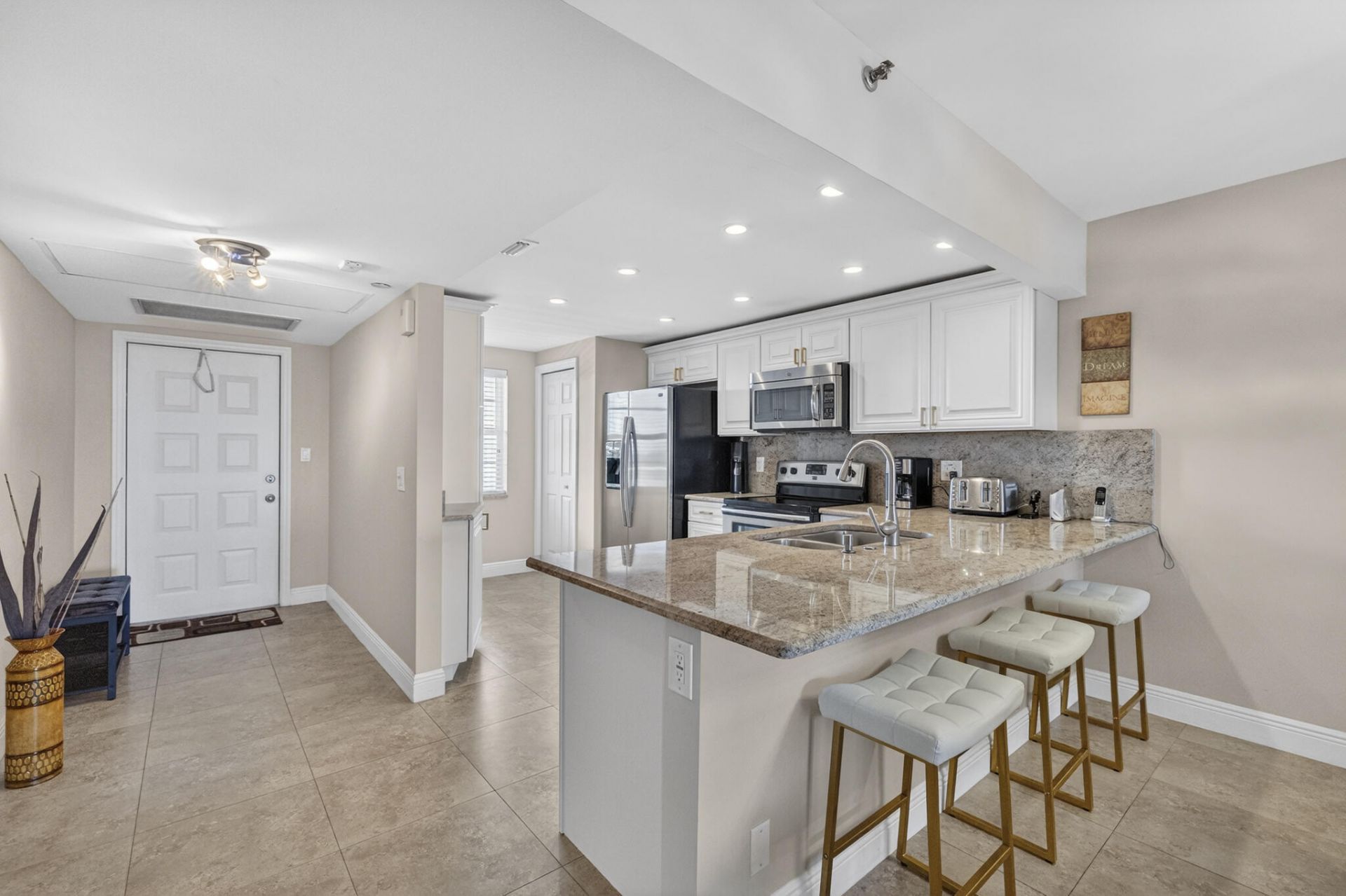 3499 Oaks Way, Unit 703, Pompano Beach, FL 33069 Photo