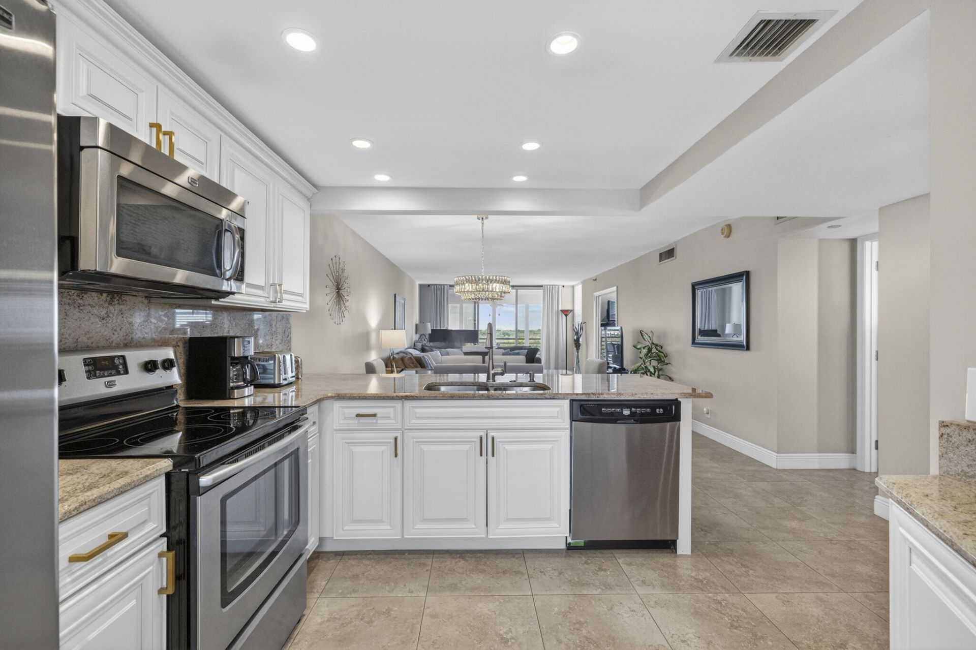 3499 Oaks Way, Unit 703, Pompano Beach, FL 33069 Photo