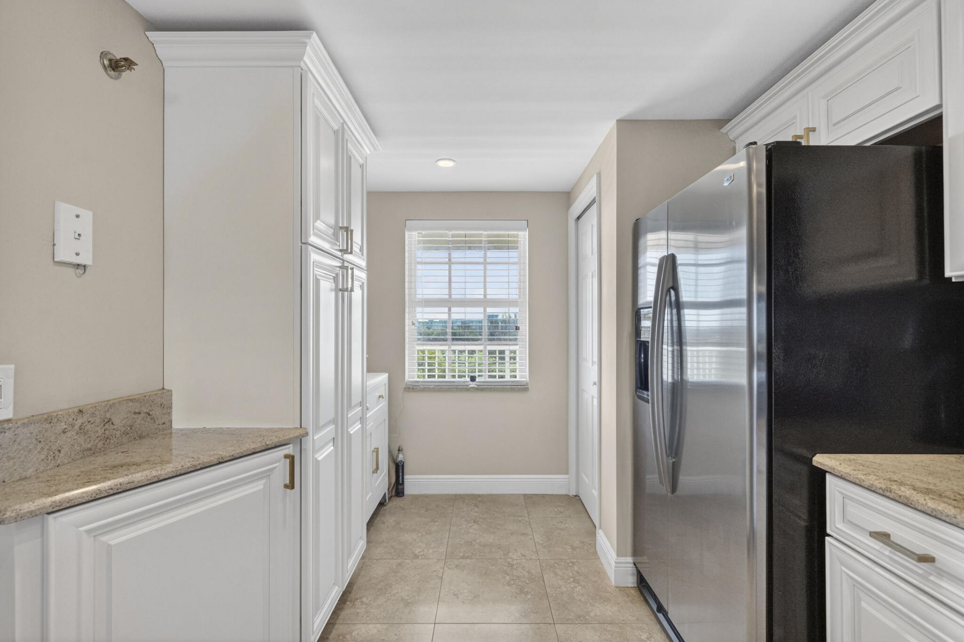 3499 Oaks Way, Unit 703, Pompano Beach, FL 33069 Photo