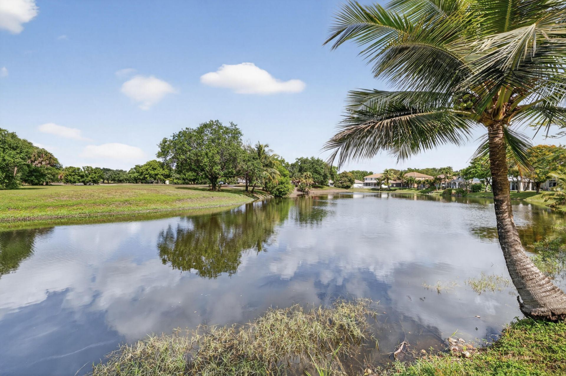 3499 Oaks Way, Unit 703, Pompano Beach, FL 33069 Photo