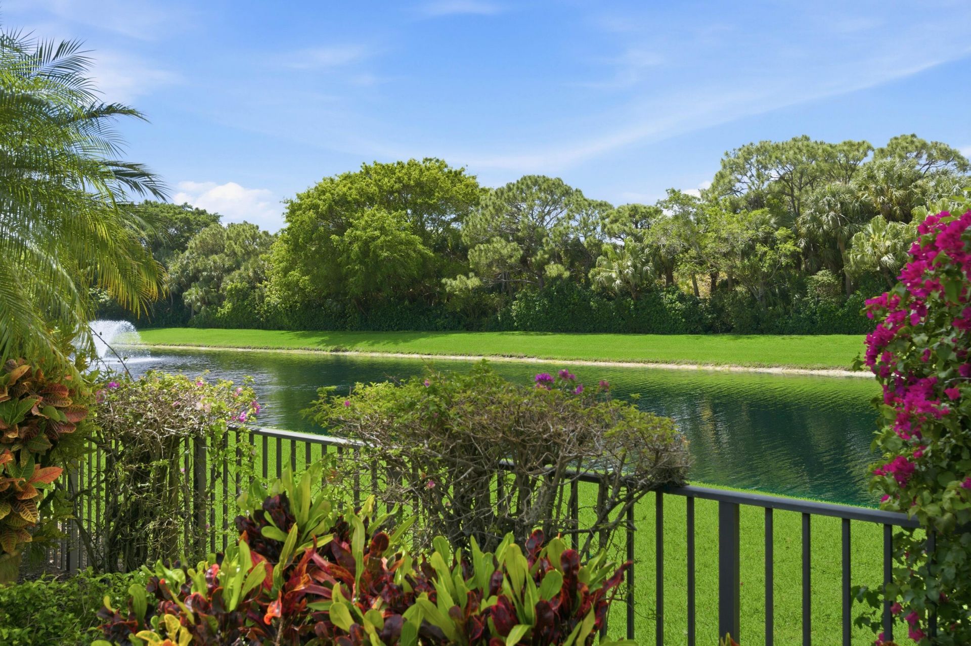 24 Laguna Terrace, Palm Beach Gardens, FL 33418 Photo