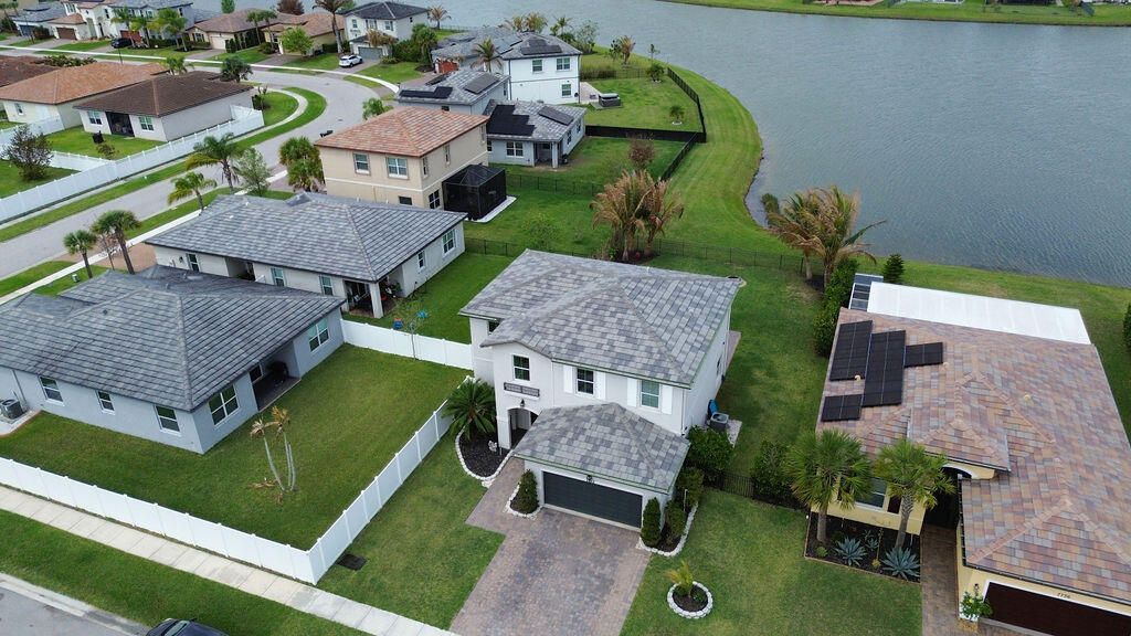 7742 NW Gladwell Lane, Port Saint Lucie, FL 34987 Photo