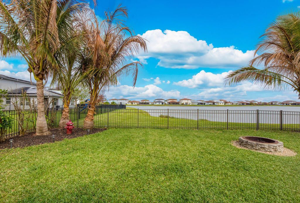 7742 NW Gladwell Lane, Port Saint Lucie, FL 34987 Photo