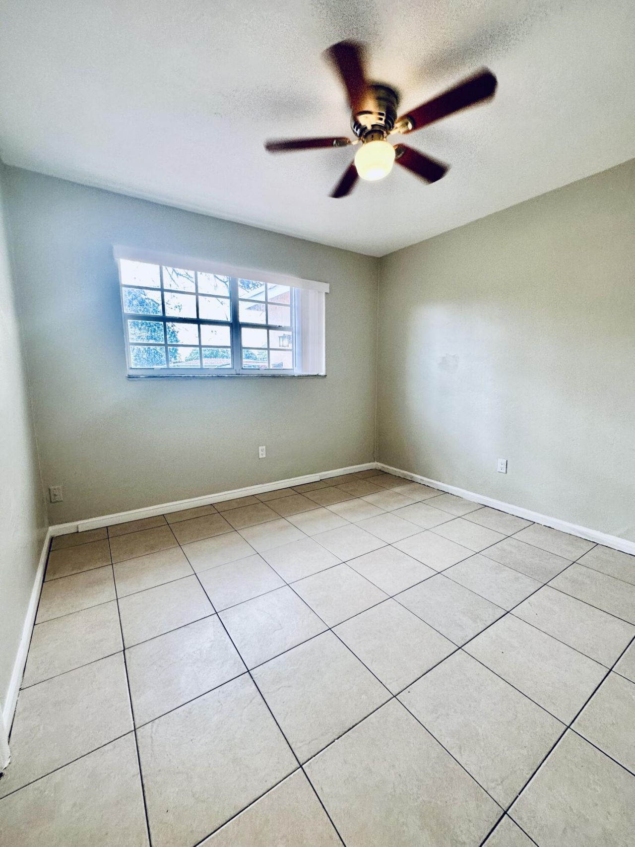 2849 SW 8th Street, Fort Lauderdale, FL 33312 Photo