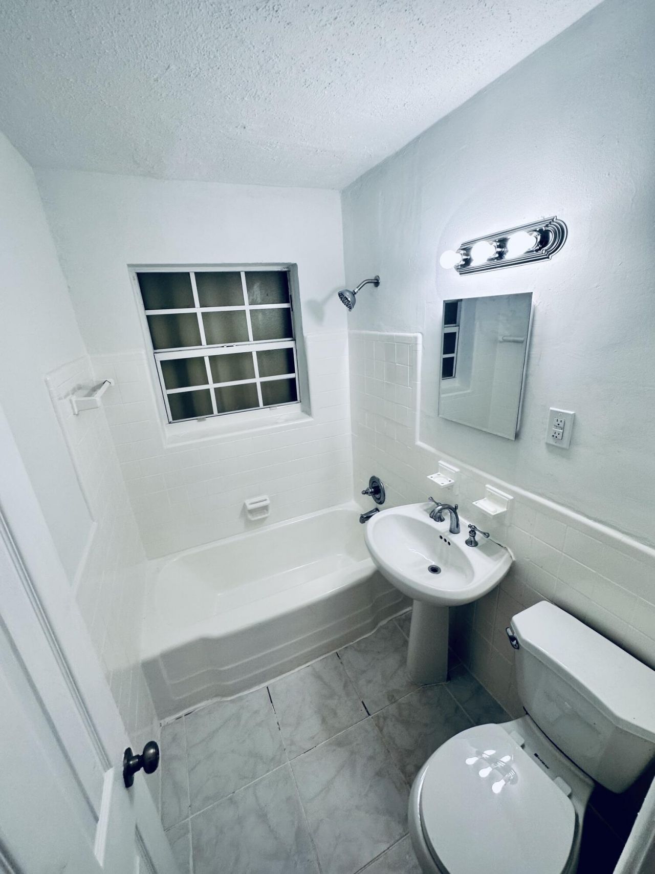 2849 SW 8th Street, Fort Lauderdale, FL 33312 Photo