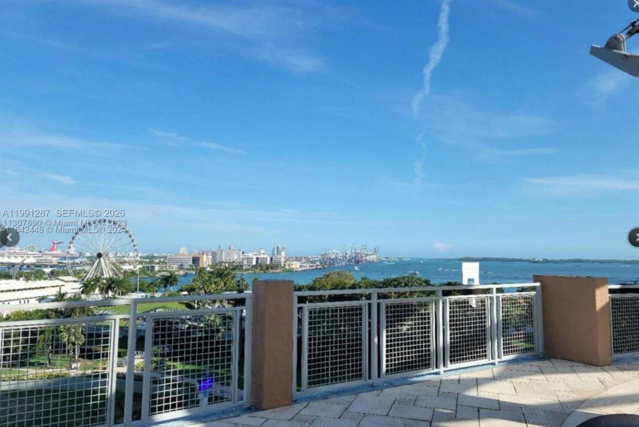 253 NE 2nd St, Unit 905, Miami, FL 33132 Photo