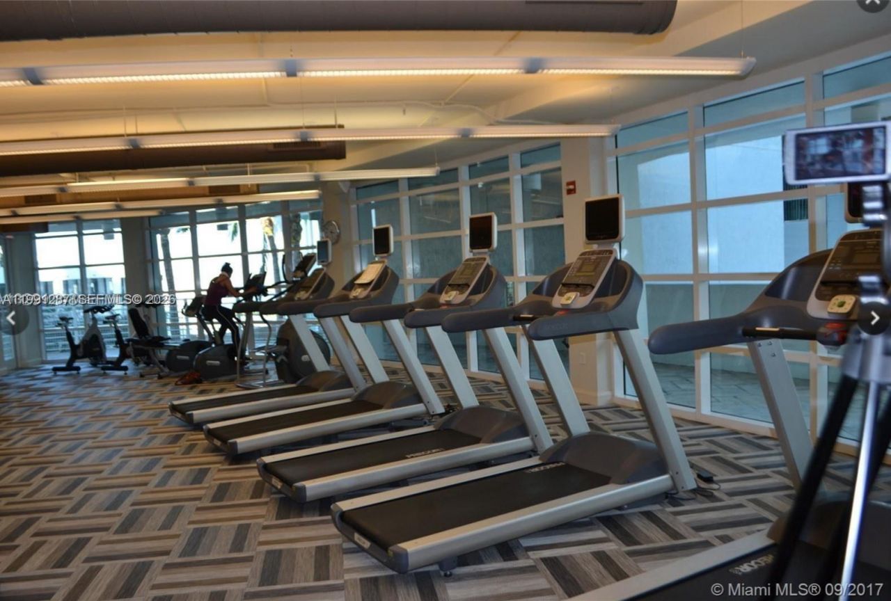 253 NE 2nd St, Unit 905, Miami, FL 33132 Photo