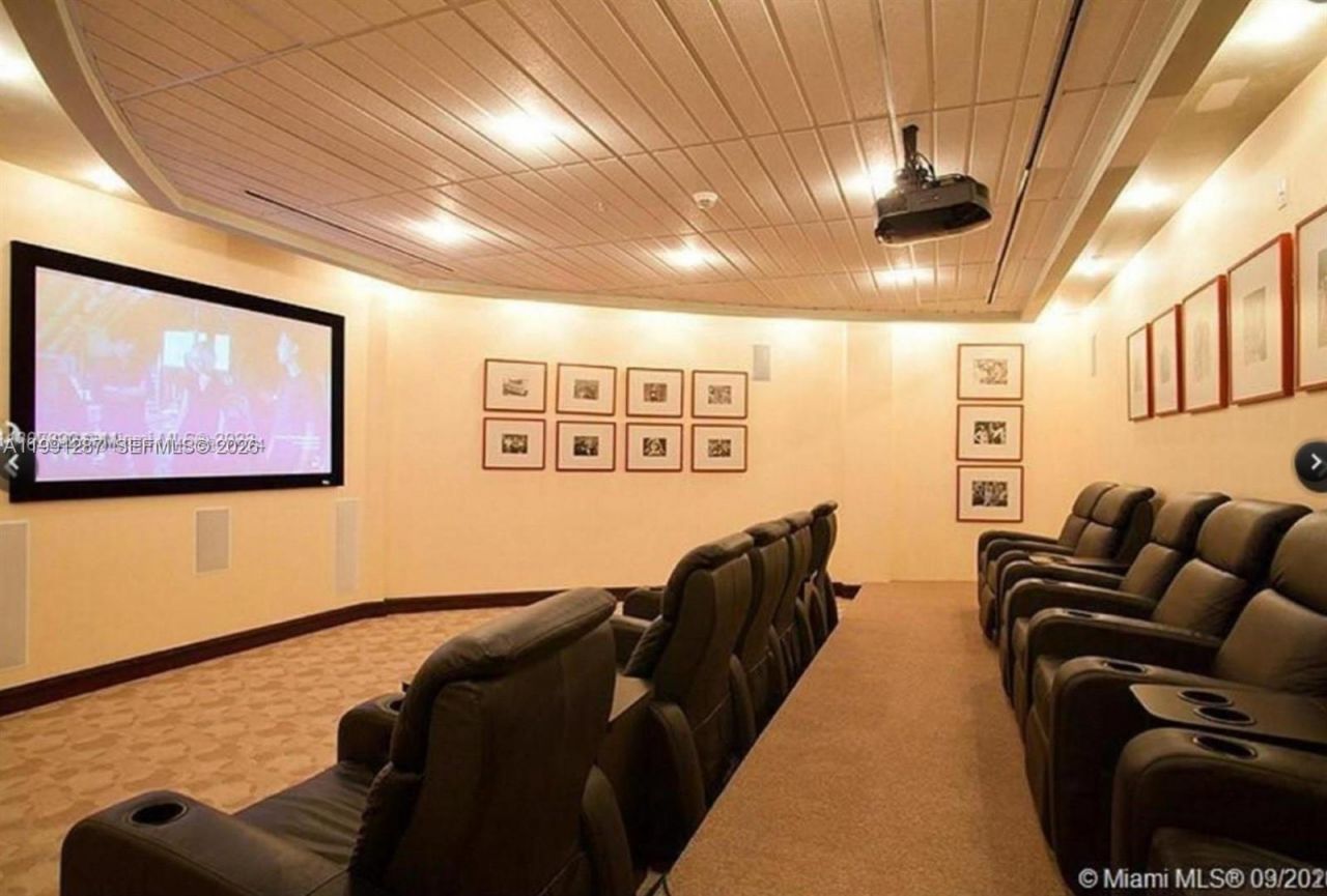 253 NE 2nd St, Unit 905, Miami, FL 33132 Photo