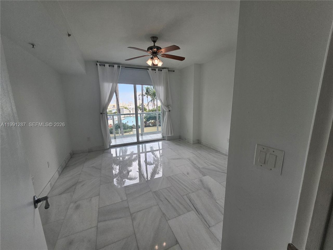 253 NE 2nd St, Unit 905, Miami, FL 33132 Photo