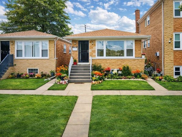 7416 W 63rd Place , Summit, IL 60501