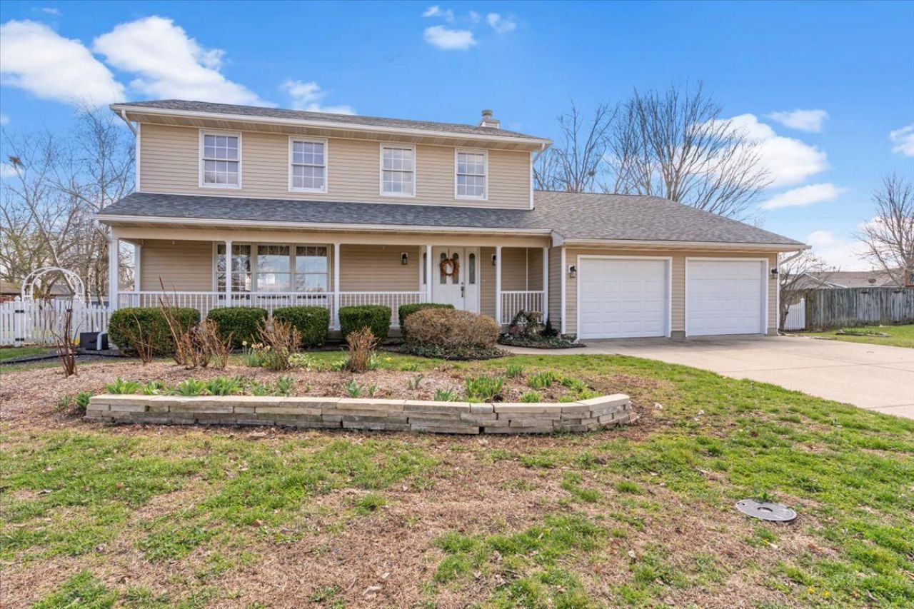 504 Augusta Drive, Chatham, IL 62629 Main Photo