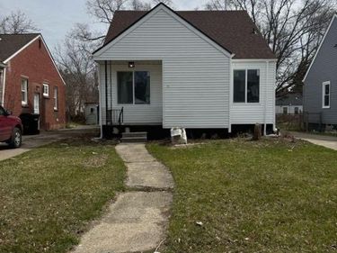 7762 Greenview Avenue , Detroit, MI 48228