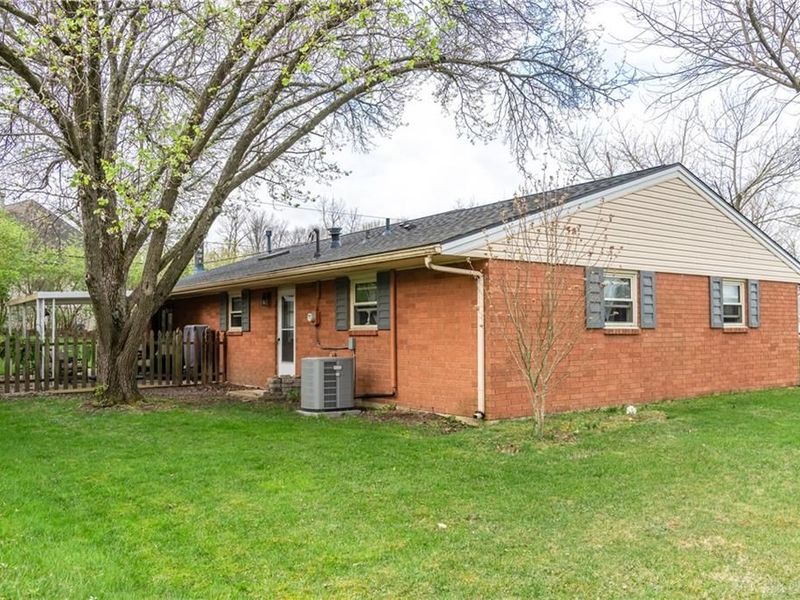 6600 Rosecliff Place, Miami Township, OH 45449 Photo 2