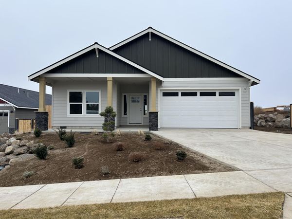 3822 SW Antelope Way, Unit Lot 47, Redmond, OR 97756