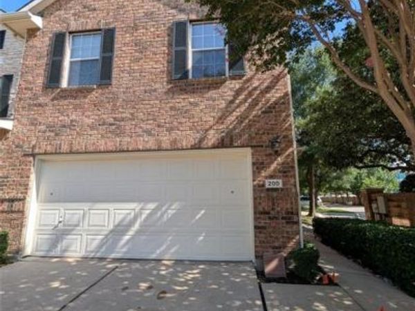 200 Inverness Drive, Lewisville, TX 75067