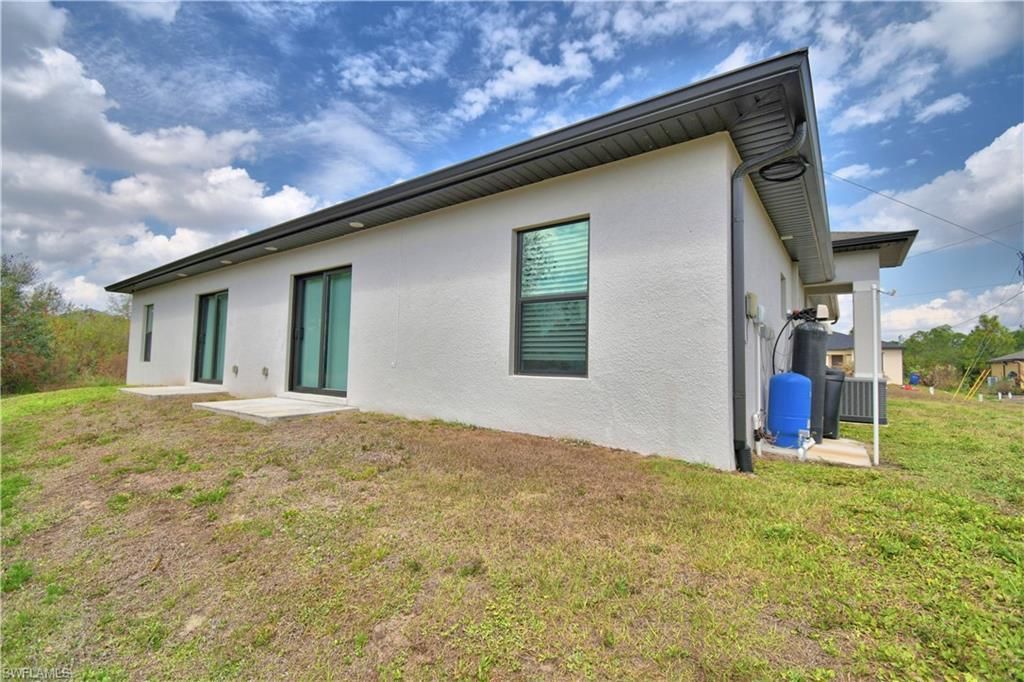 713/715 W 12th St, Lehigh Acres, FL 33972 Photo