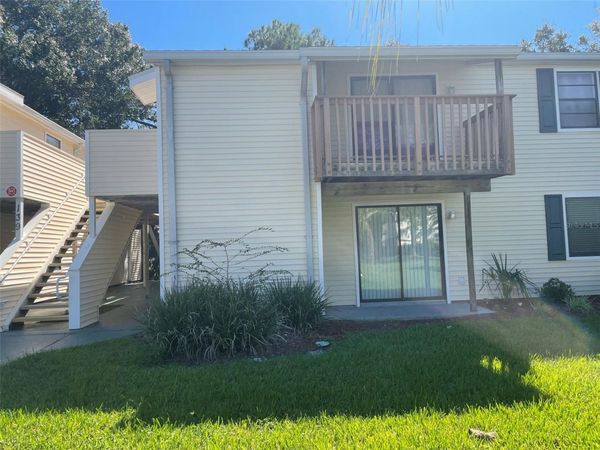 139 HUNTER LAKE DRIVE , Unit B, OLDSMAR, FL 34677