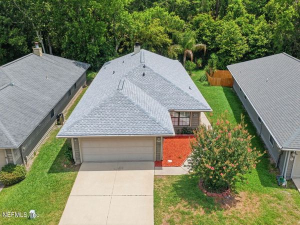 7602 BAYMEADOWS Circle W, Jacksonville, FL 32256
